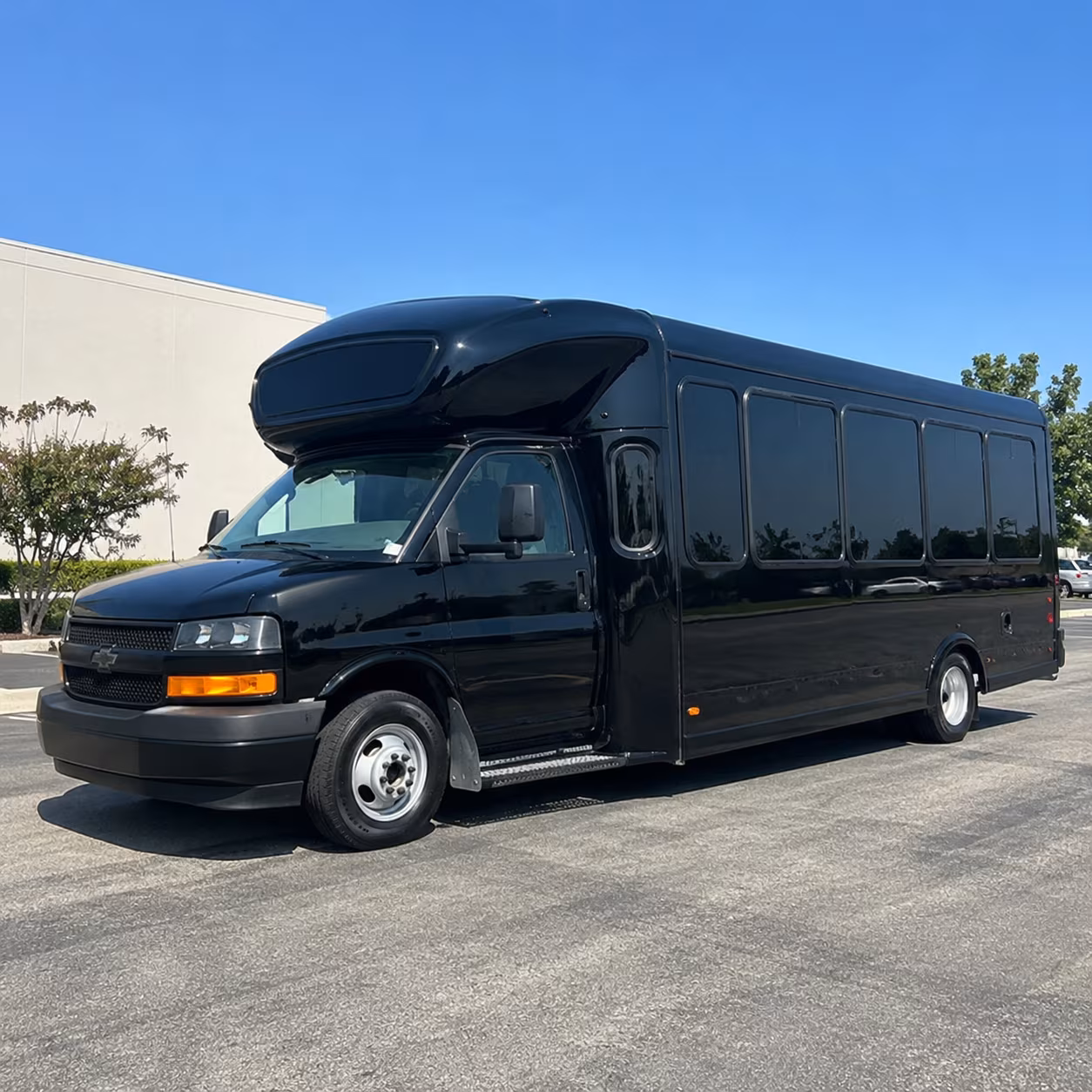 how the number of stops and hold time between them affect total booked hours in livermore