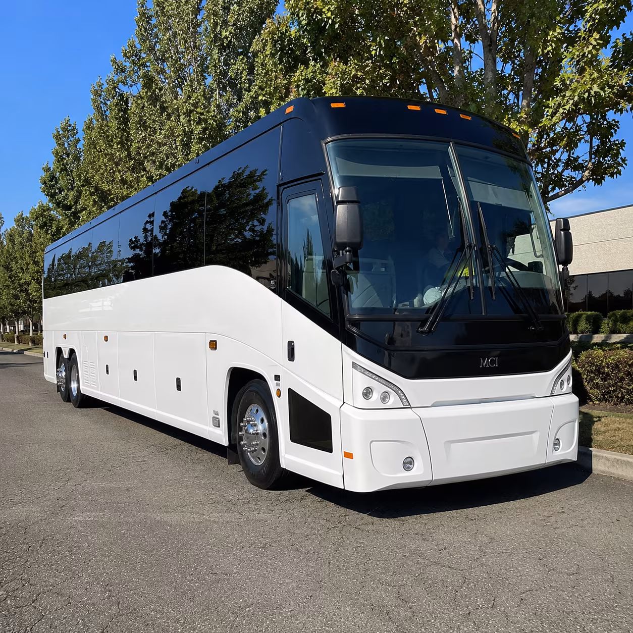 livermore 50 passenger charter bus