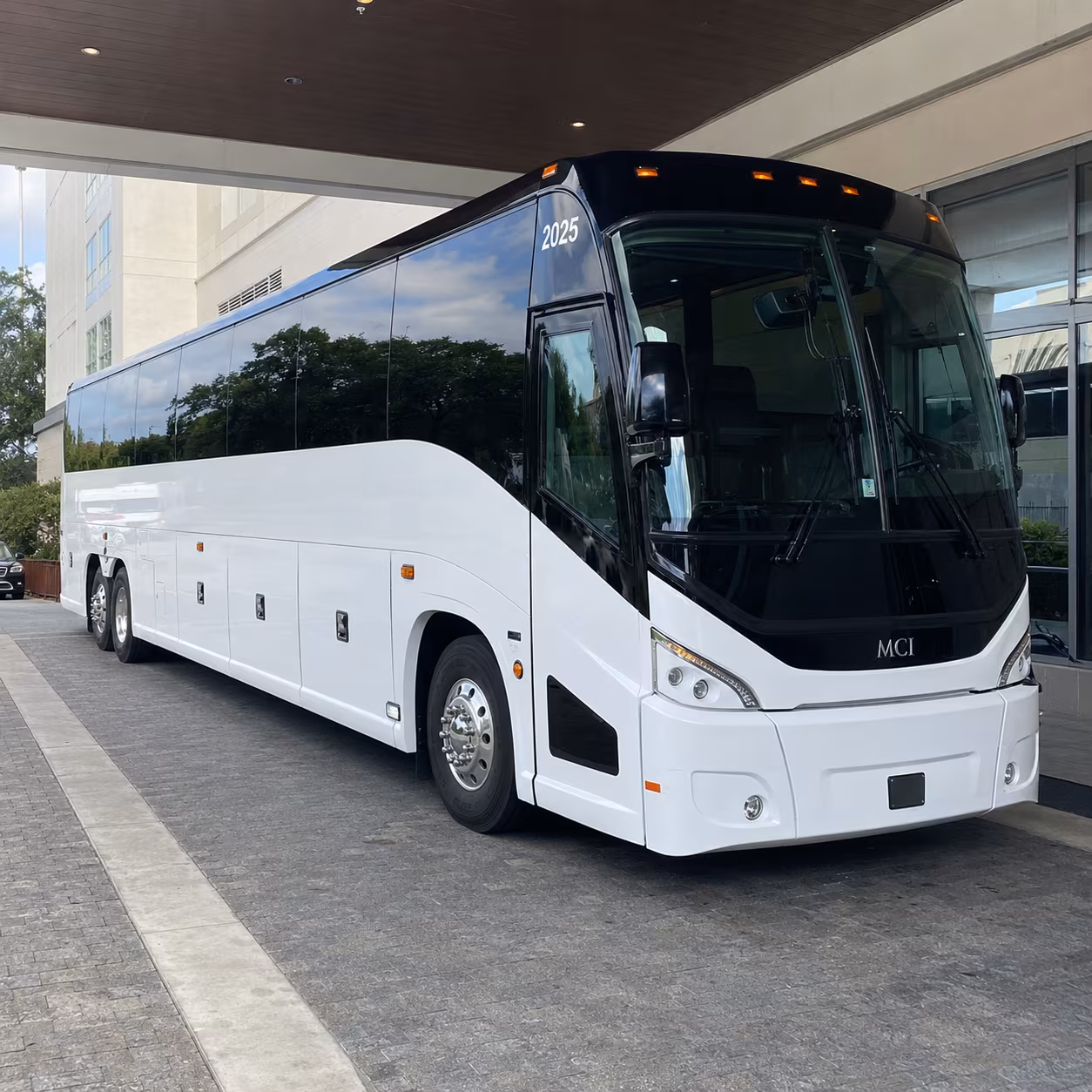 livermore 54 passenger charter bus