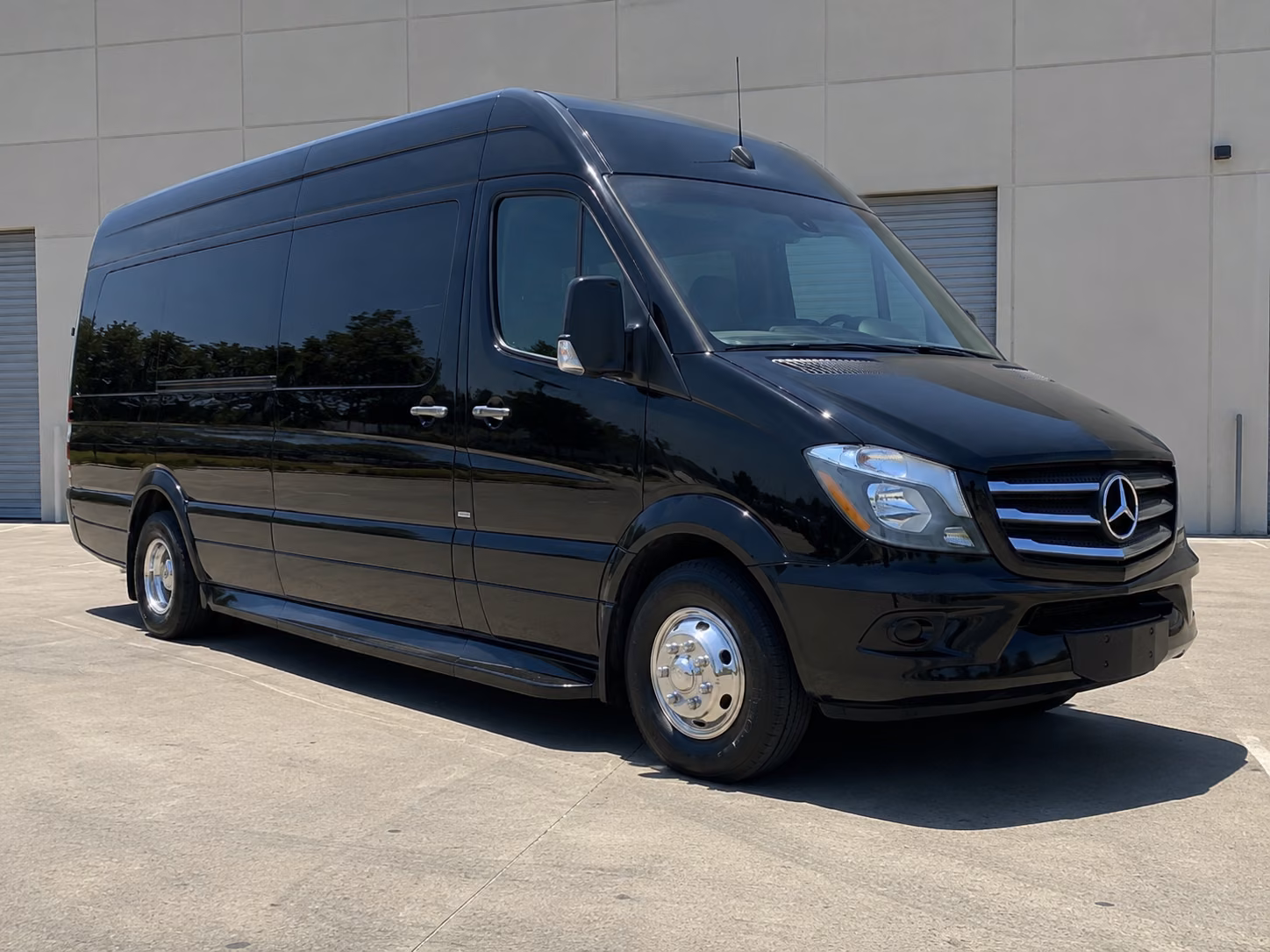 secure transportation for your next airport transfer 2