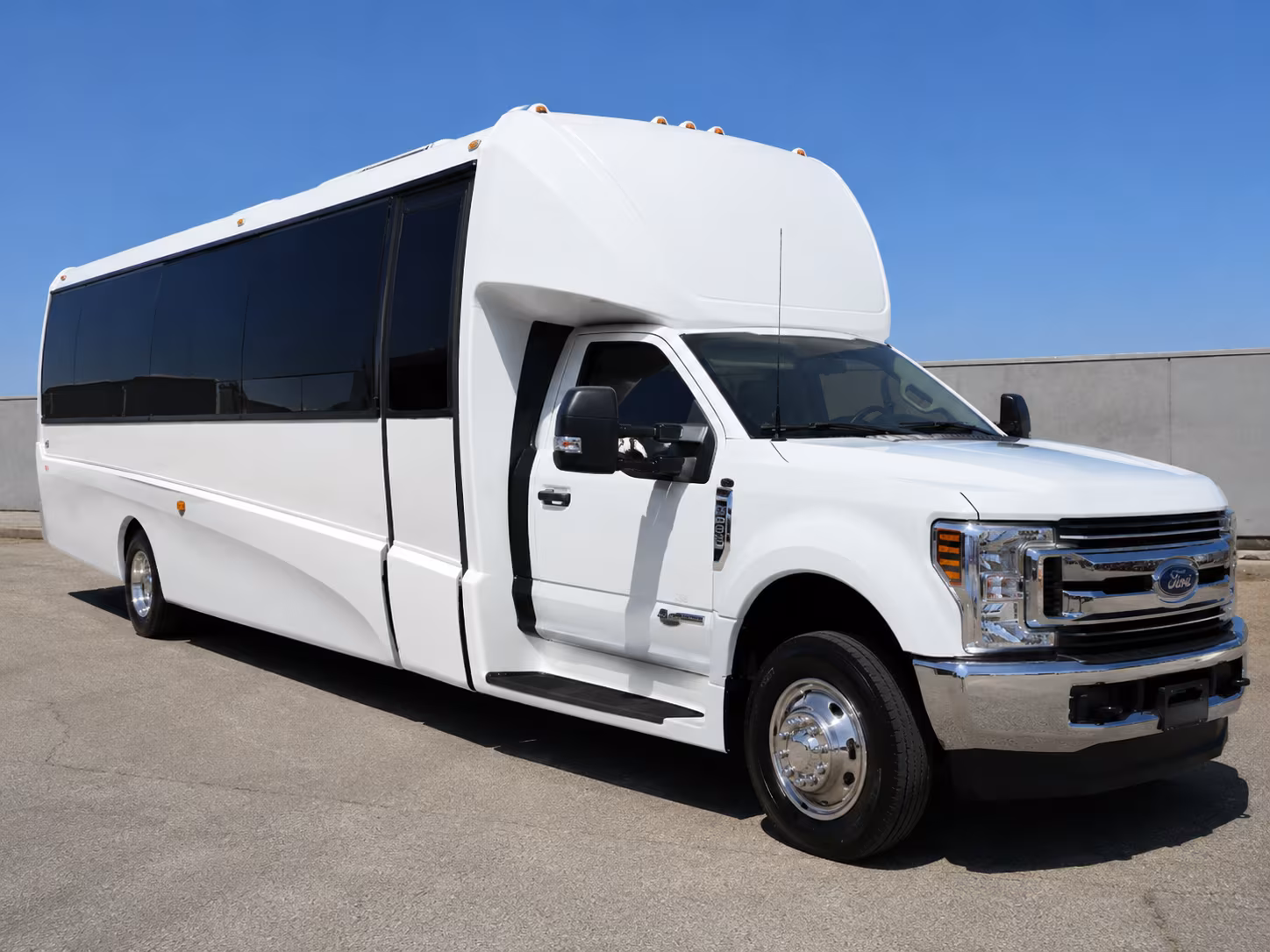 secure transportation for your next church or religious group 1
