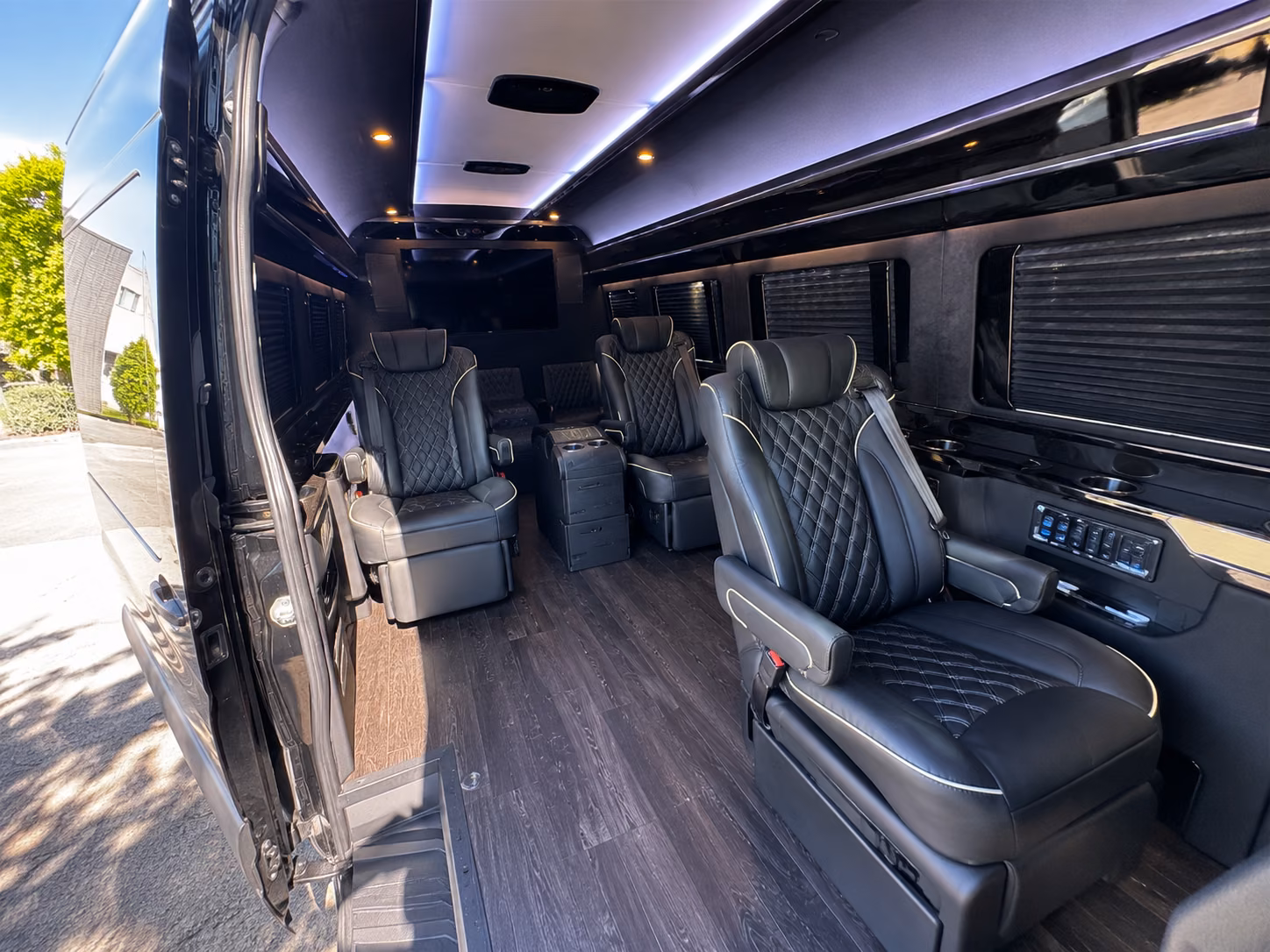 secure transportation for your next private event 5